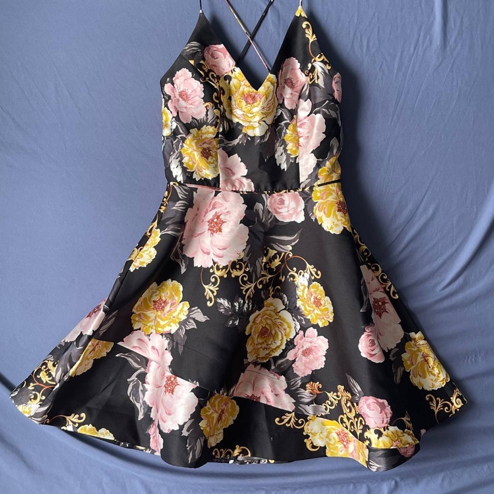 BCX Women's Yellow Pink Juniors' Asymmetrical Fit & Flare Dress Sz 1 Criss Cross